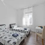 Apartment Mima